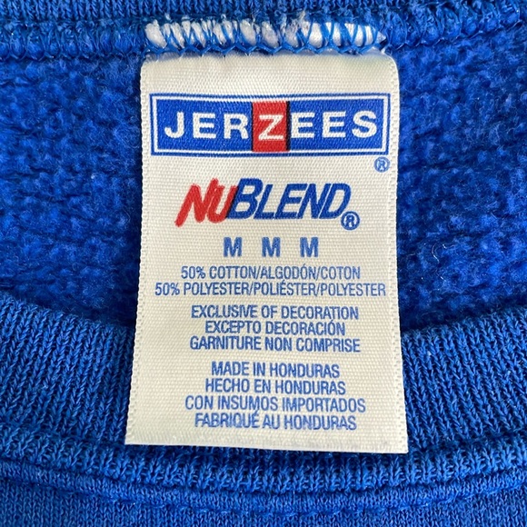 Jerzees Vintage Women’s Medium Sweatshirt Lighthouse Winter Snow Pullover Blue - Picture 5 of 6